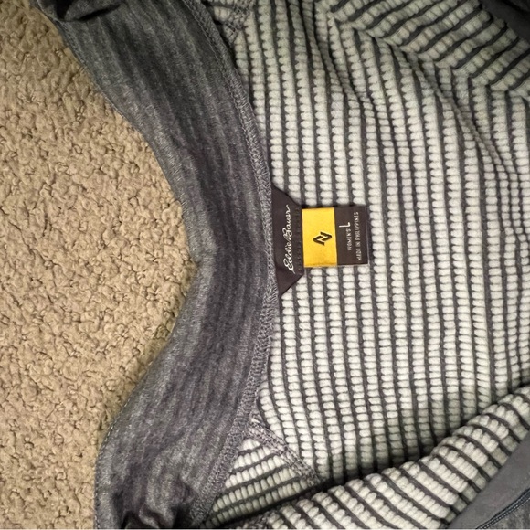 Eddie Bauer Half Zip Polar Fleece - Picture 2 of 2